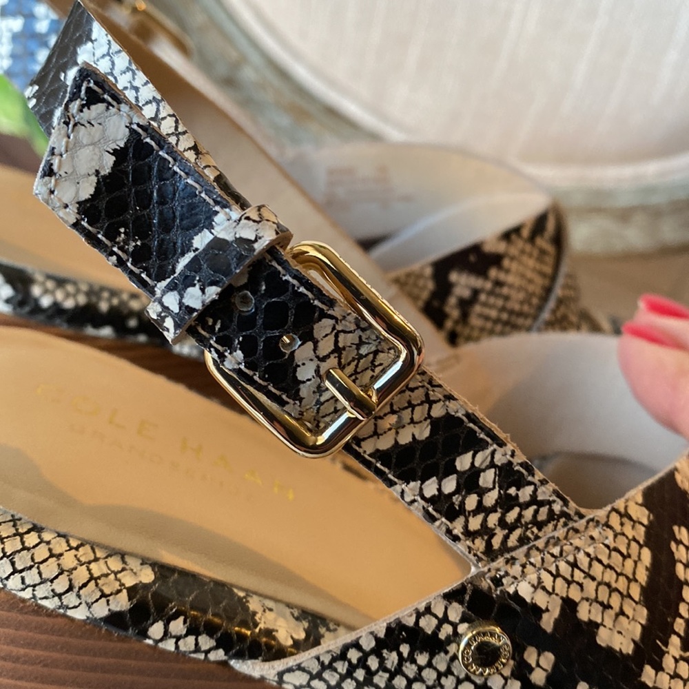 COLE HAAN Laci Platform Wedge Sandal - Picture 8 of 9